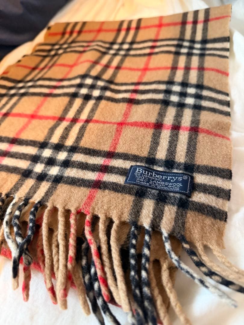 新品未使用品ロングBurberrys チェック柄マフラー 100%ラムウール
