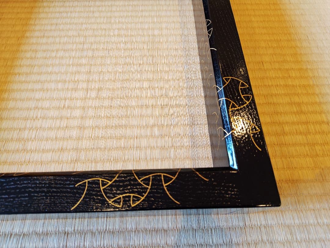 送料込【逢絢亭】茶道具 炉縁 柿合塗 独楽つなぎ蒔絵 木製 紙箱入り