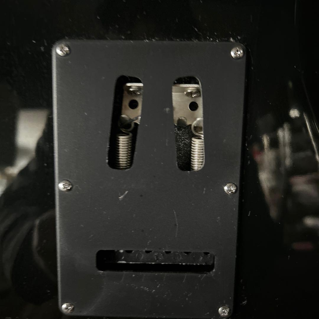 Elioth s305 ストラトキャスタータイプ