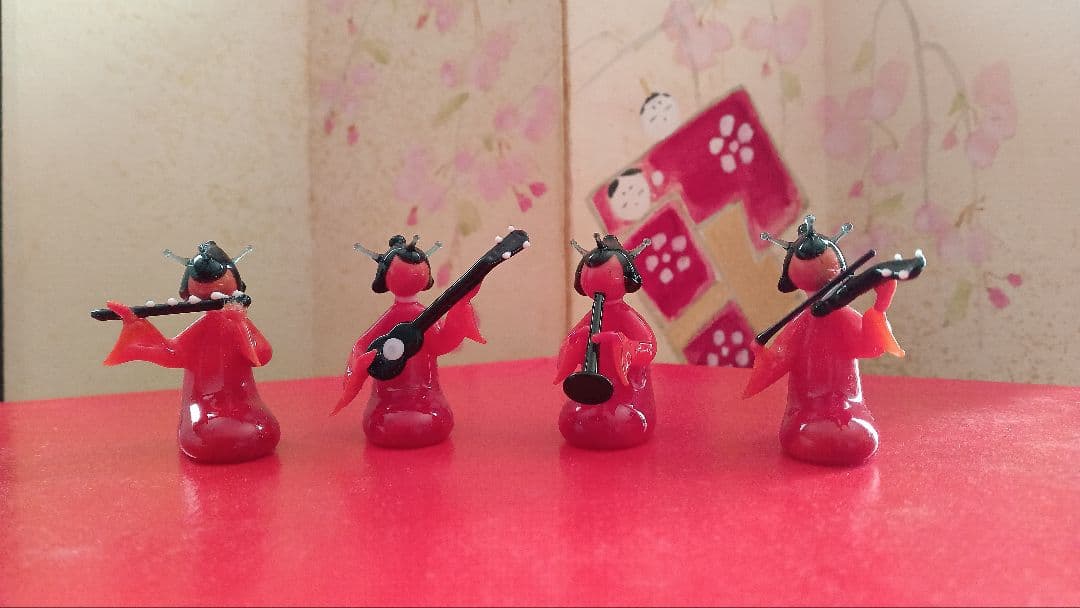 ベネチアングラス　ミニチュア　お囃子　オリエンタル　雛の時期にも