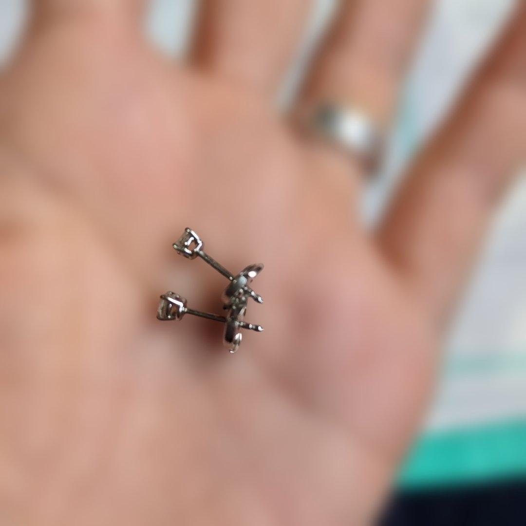 ティファニー ソリティアピアス 0.19ct×2 鑑定書 ディスクキャッチ