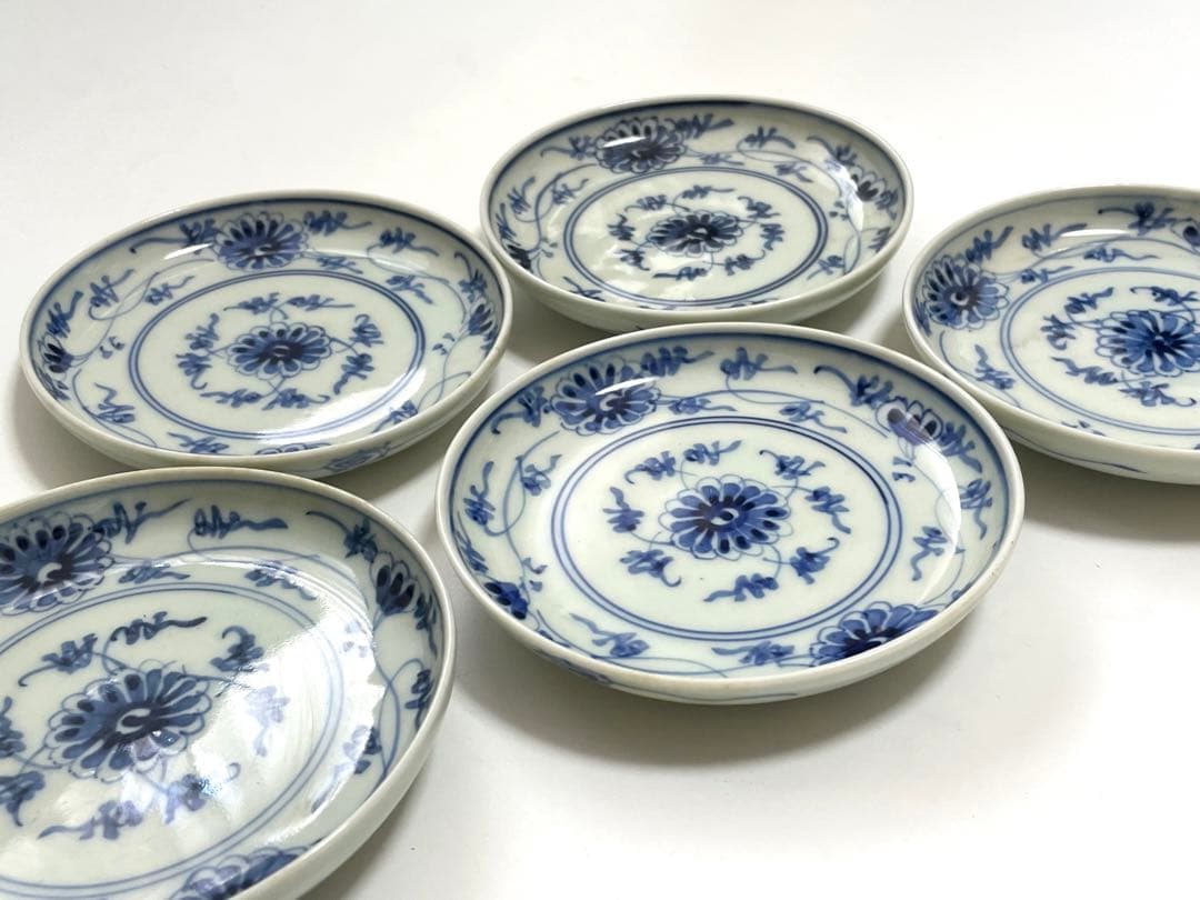 アンティーク　骨董　染付　牡丹唐草文様　小皿　銘々皿　杉緑銘