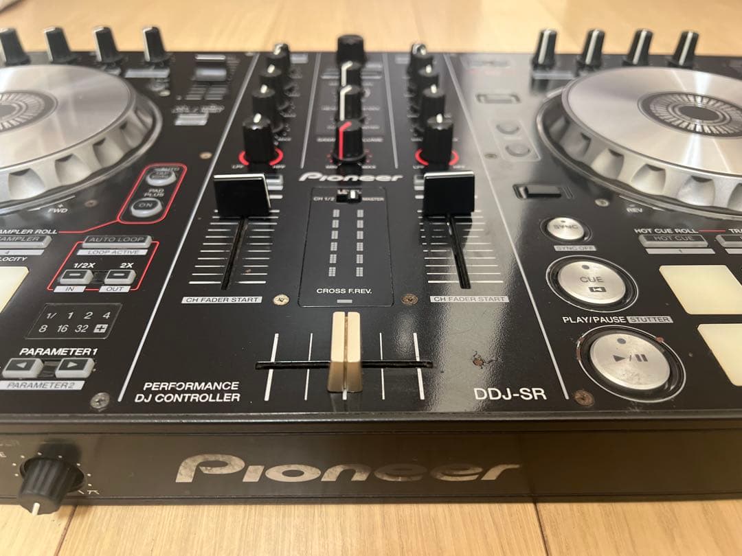 【最終価格】Pioneer DDJ-SR DJコントローラー
