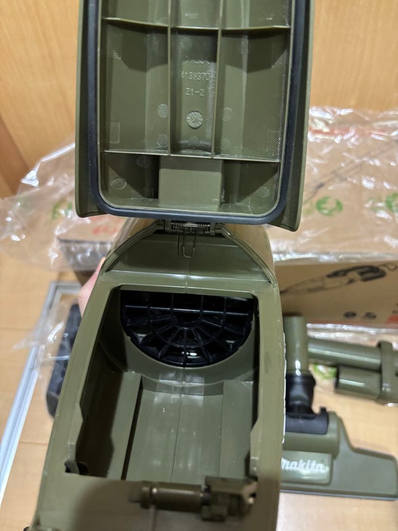 マキタ CL286FD 掃除機 クリーナー Makita DC18RF