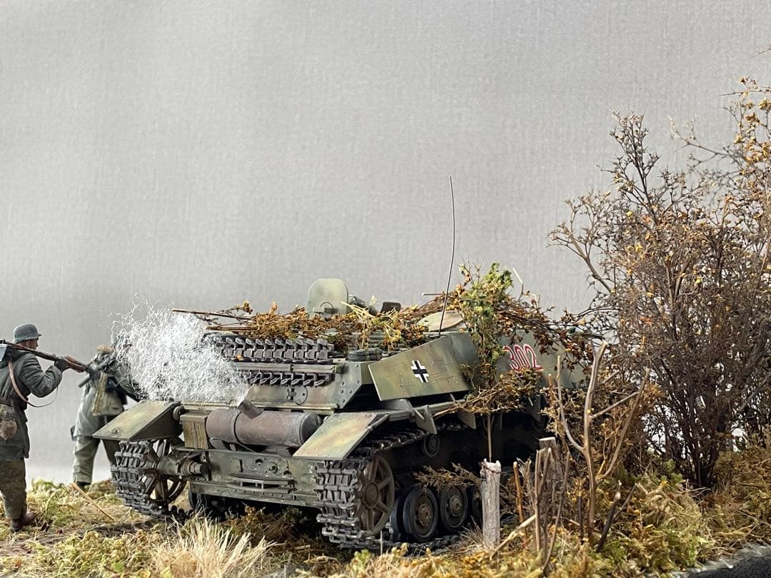 戦車ジオラマ　1/35 ドイツ4号駆逐戦車と擲弾兵