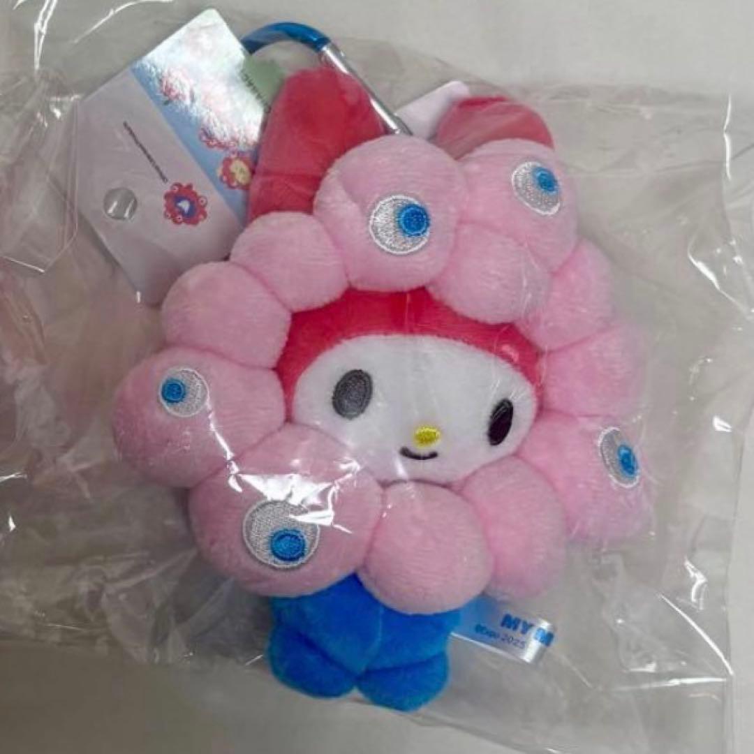 み*ん様 【新品未開封】ミャクミャク×サンリオ ハローキティ