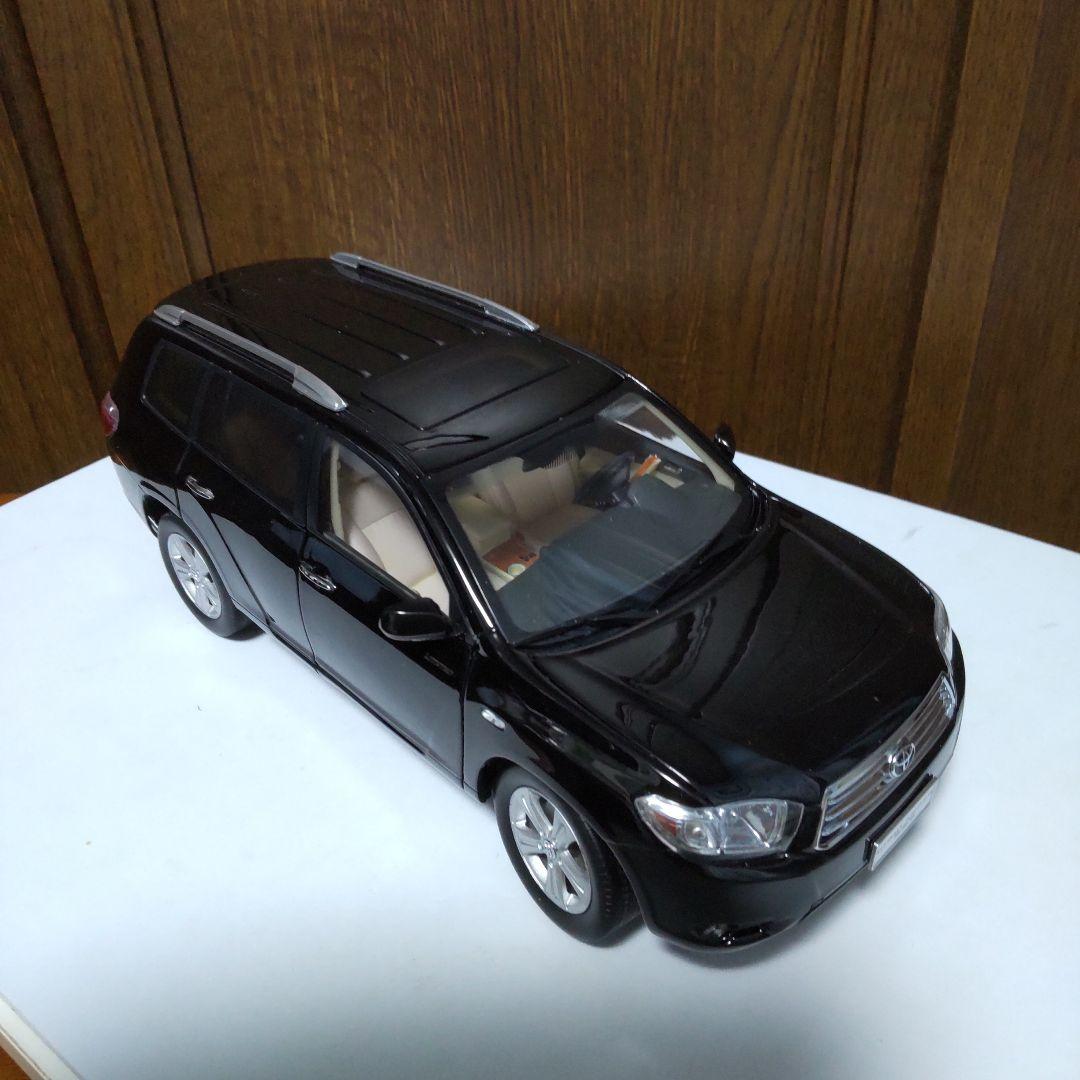 トヨタ ハイランダー ヴァンガード ブラック 1/18 中国トヨタ