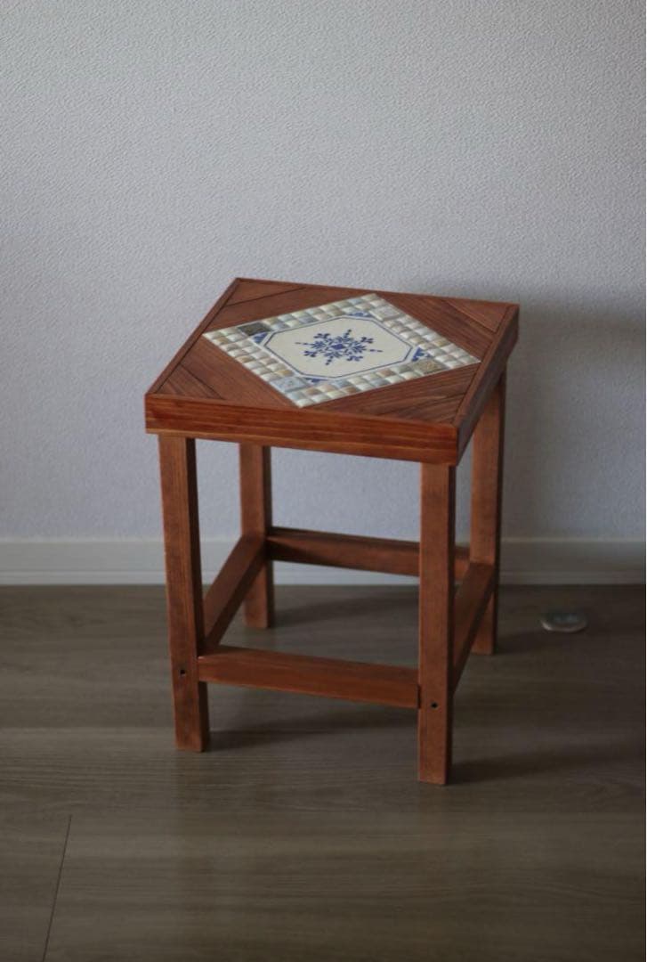 ヴィンテージタイルトップ　サイドテーブル