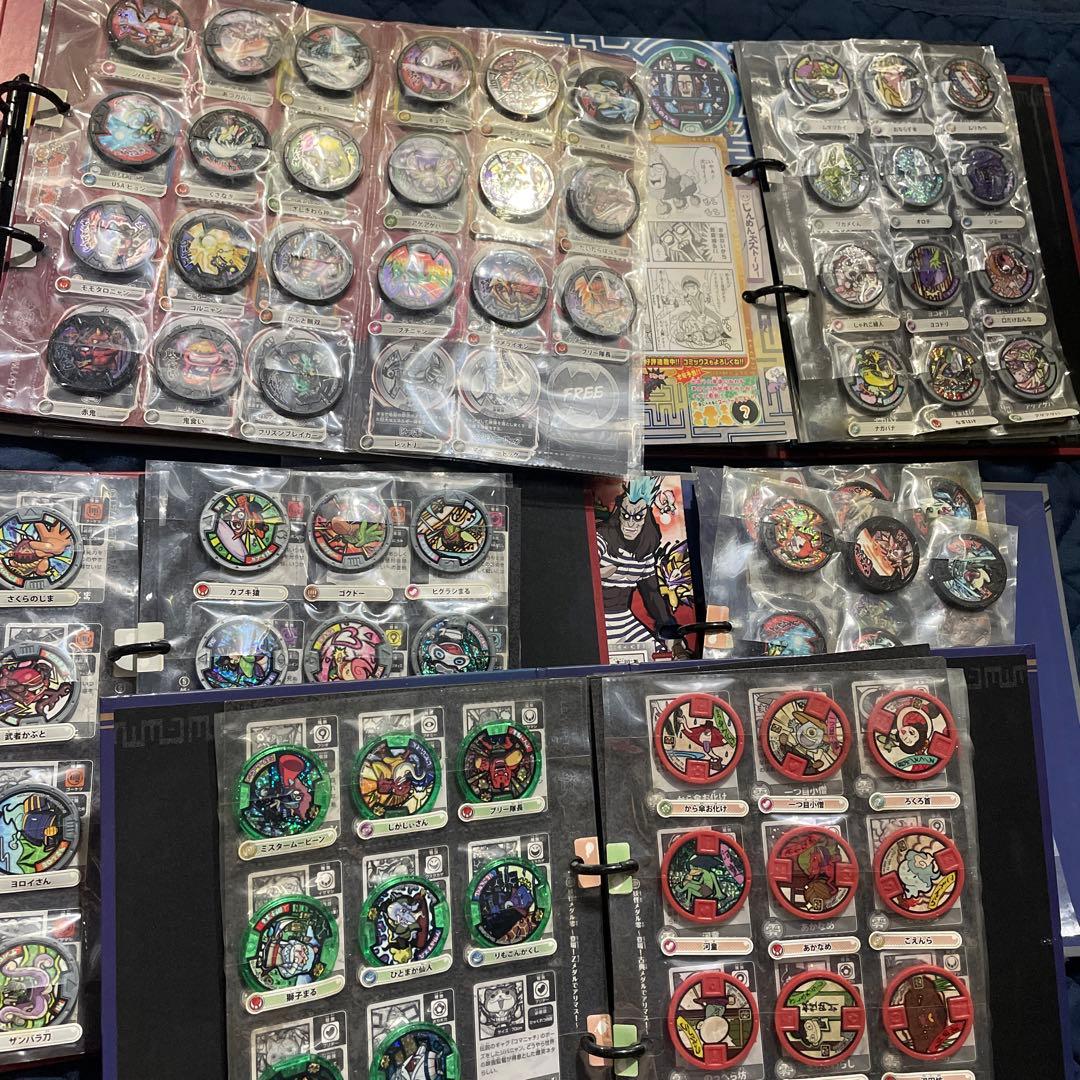 妖怪メダル複数とケース　セット