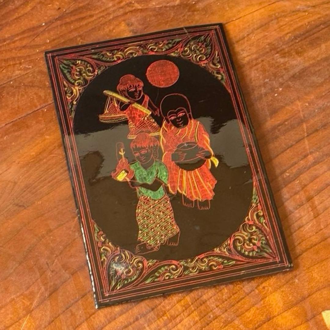 【Vintage Lacquer Etched Art】3人の人物のアートピース