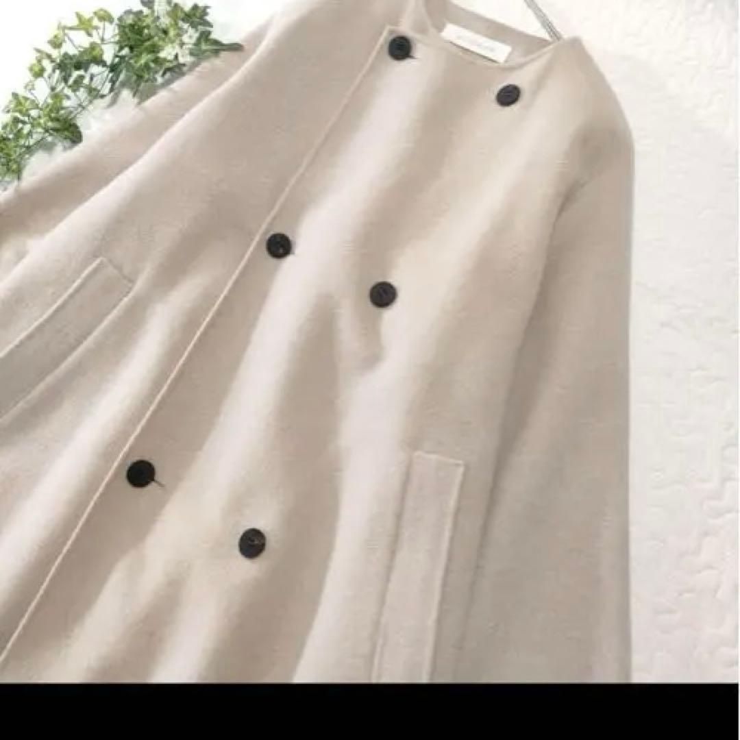 ギャルリーヴィー　ベージュ ダブルブレストコート　美品