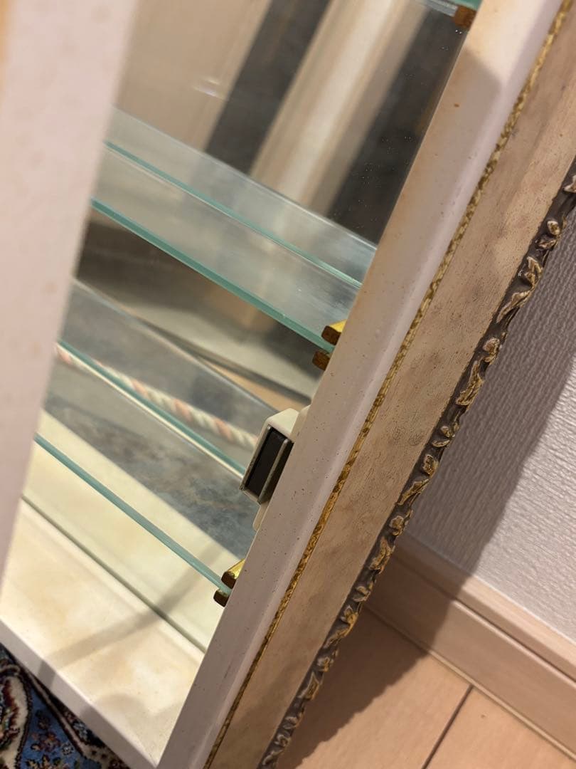 【ゆき】ディスプレイ用ウォールキャビネット イタリア製