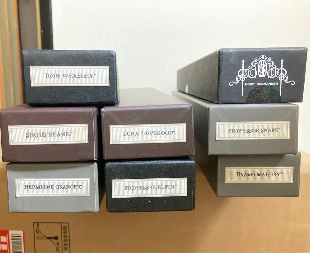 ハリーポッター　ファンタビ　USJ　ユニバ　レプリカ　杖セット