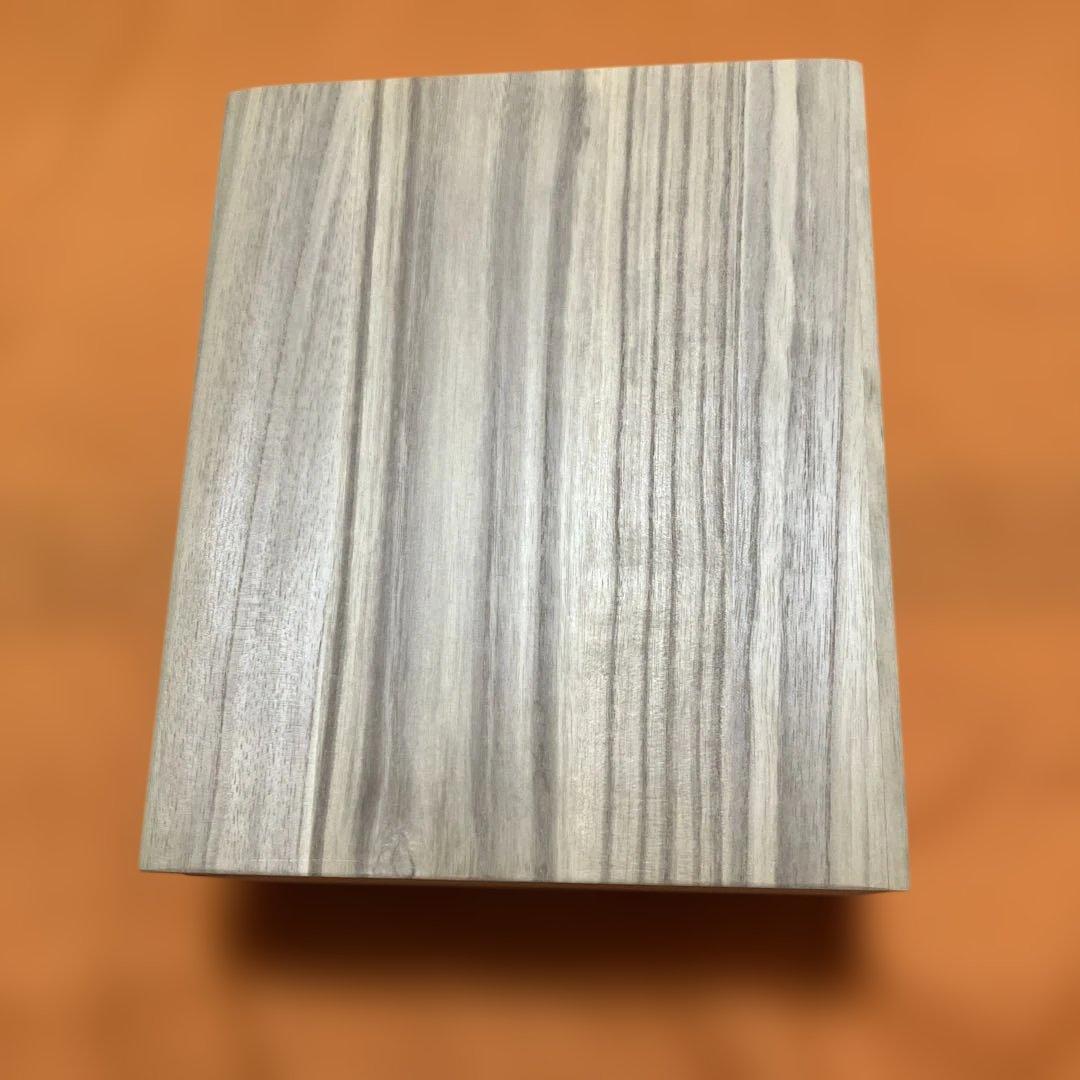 美品　能面　山姥 (やまんば) 手彫り　木彫り　桐箱