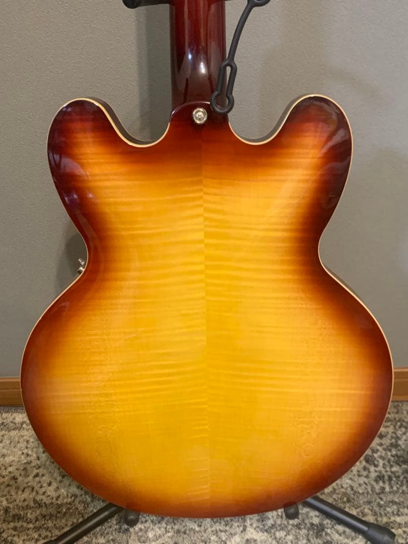 ギター Epiphone ES-335 Figured Raspberry Tea