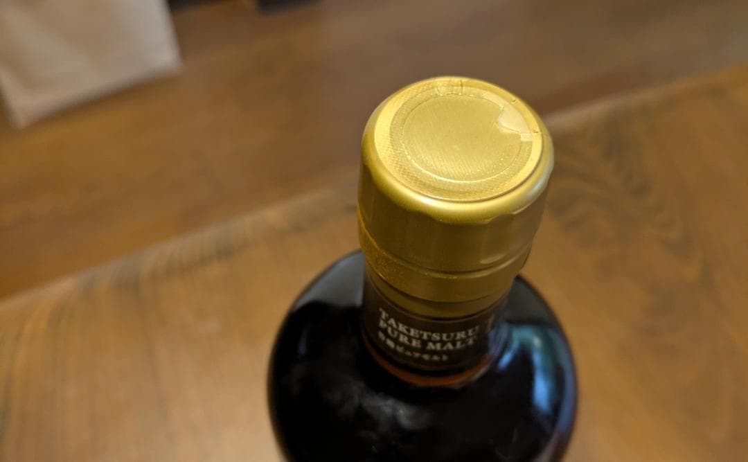 ウイスキー　竹鶴 12年 ピュアモルト 700ml　※外側フィルム退色あり