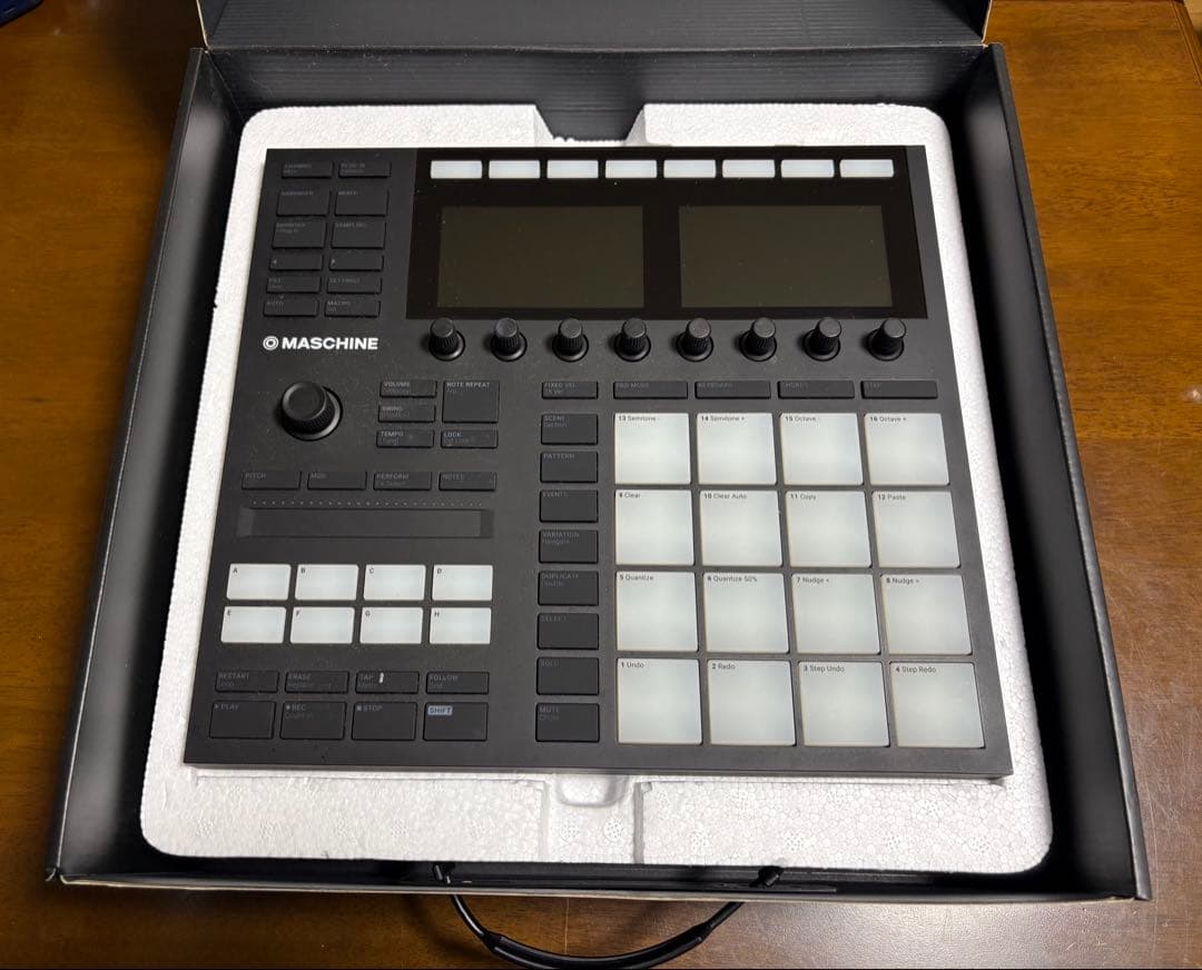 【雅三】MASCHINE MK3