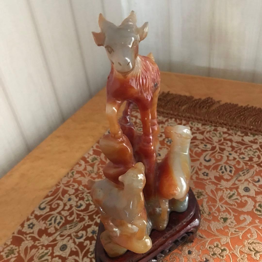 瑪瑙の置物です