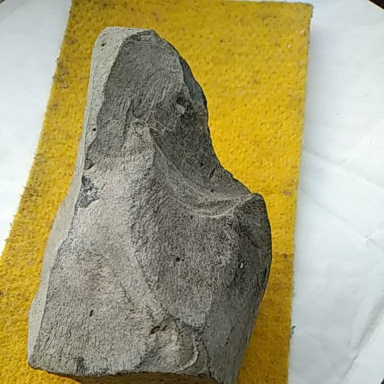 握り鎚　出土石器　旧石器時代　縄文時代　サヌカイト　　184