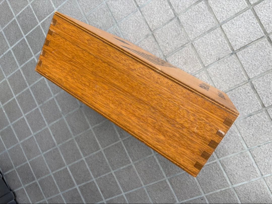 T.K.K.背筋力計.木箱ケース・竹井機器工業. 昭和レトロ! 希少!