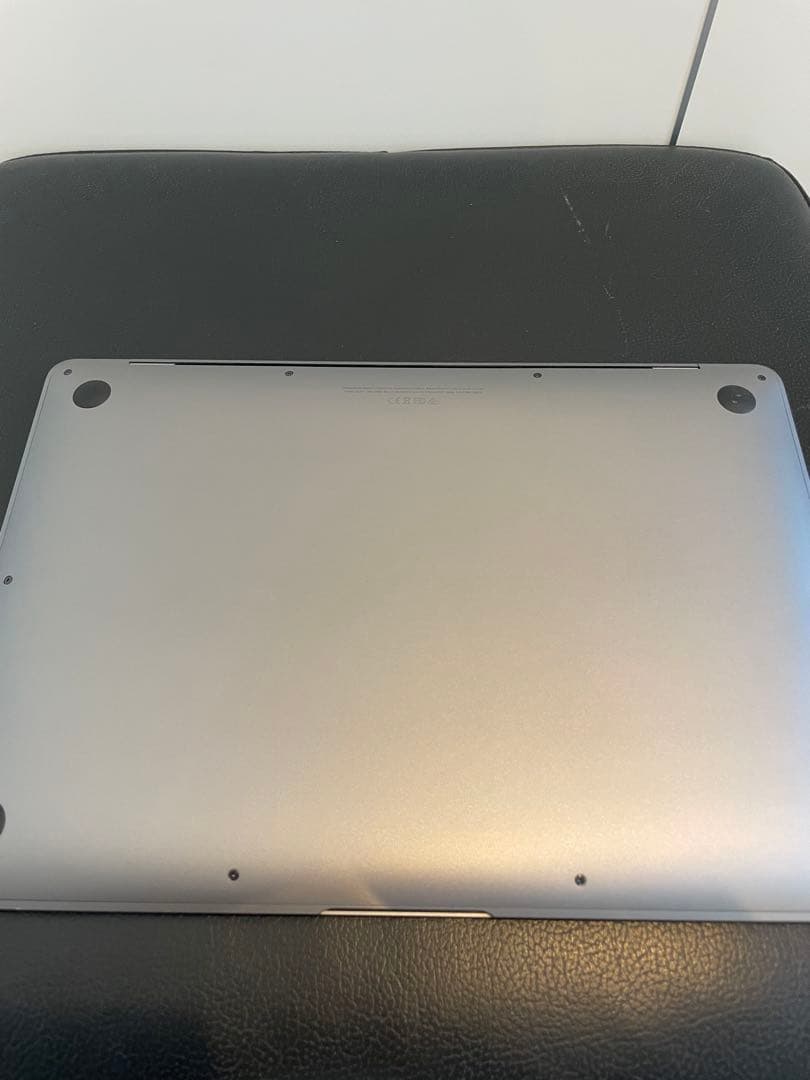 MacBook Air（初期化済） MGN63J/A 電池最大容量96%