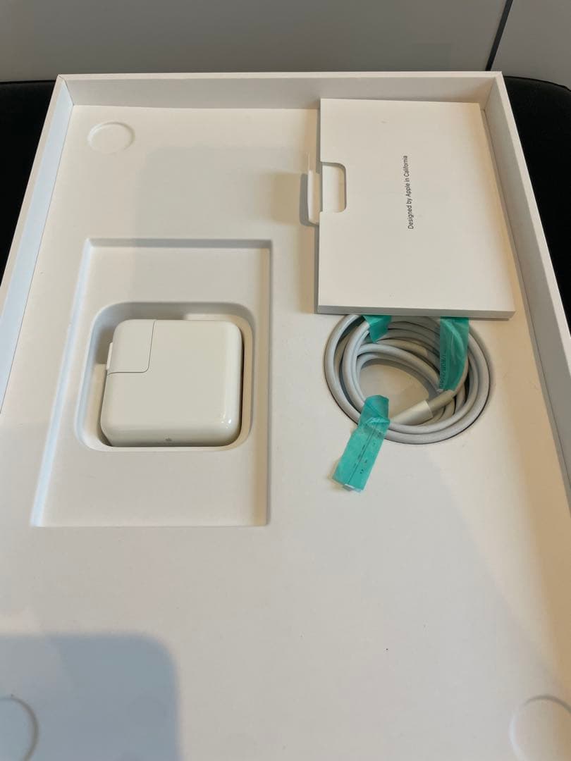 MacBook Air（初期化済） MGN63J/A 電池最大容量96%