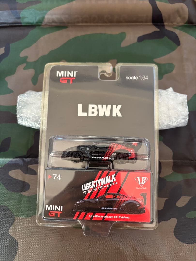 ミニカー MiNiGT 74 LBWORKS Nissan GT-R advan