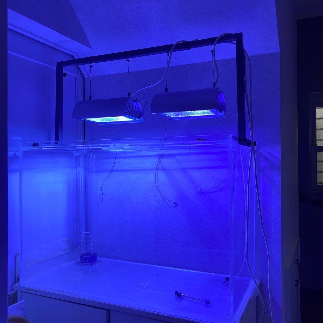 カミハタ　メタルハライド　ファンネル2 150W 2式　＆　スタンド1式