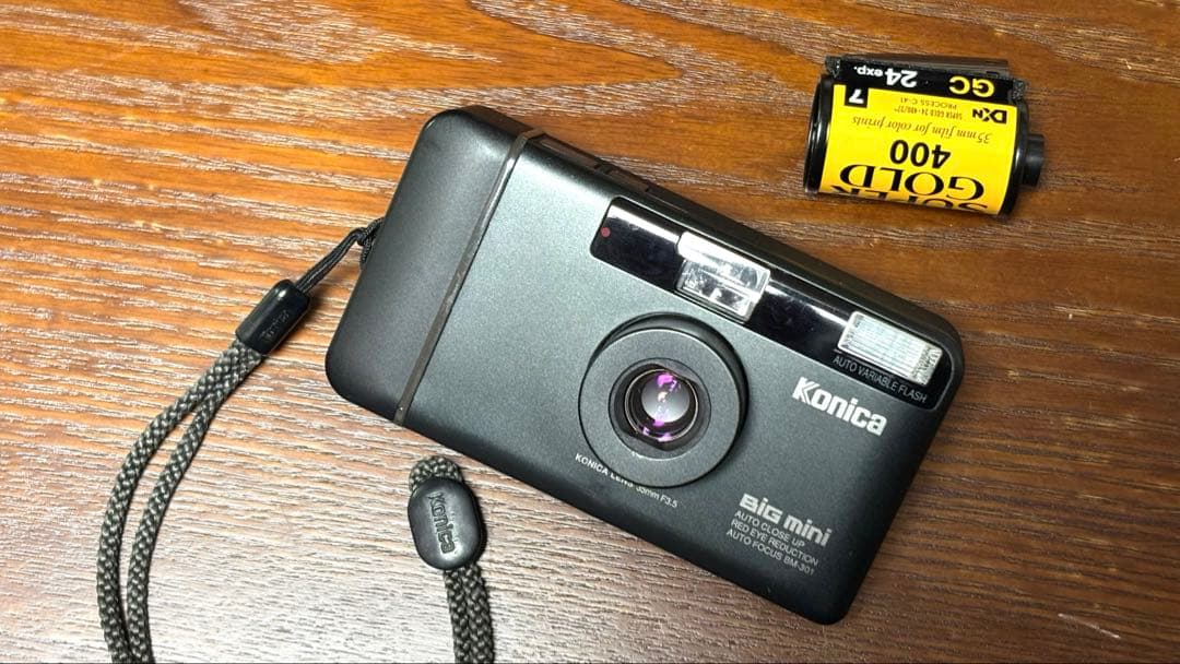 Konica Big Mini BM-301 フィルムカメラ 電池 フィルムつき