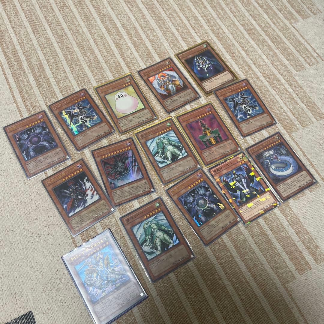 f*n様 引退品　遊戯王カードセット　 青眼の白龍【初期】含む　200枚以上