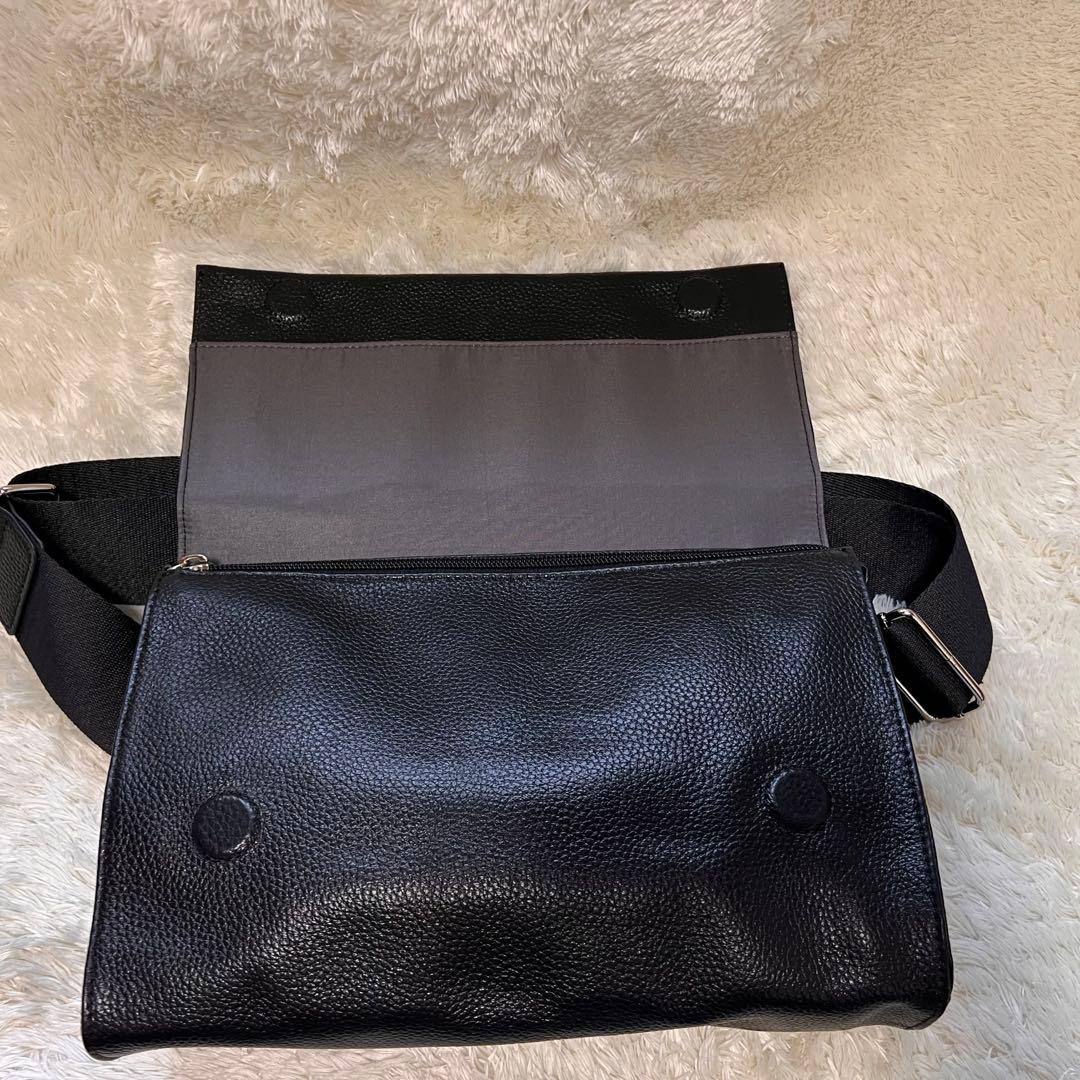 未使用美品✨イアパピヨネ ワイドテープショルダー ホワイトストーン ブラック