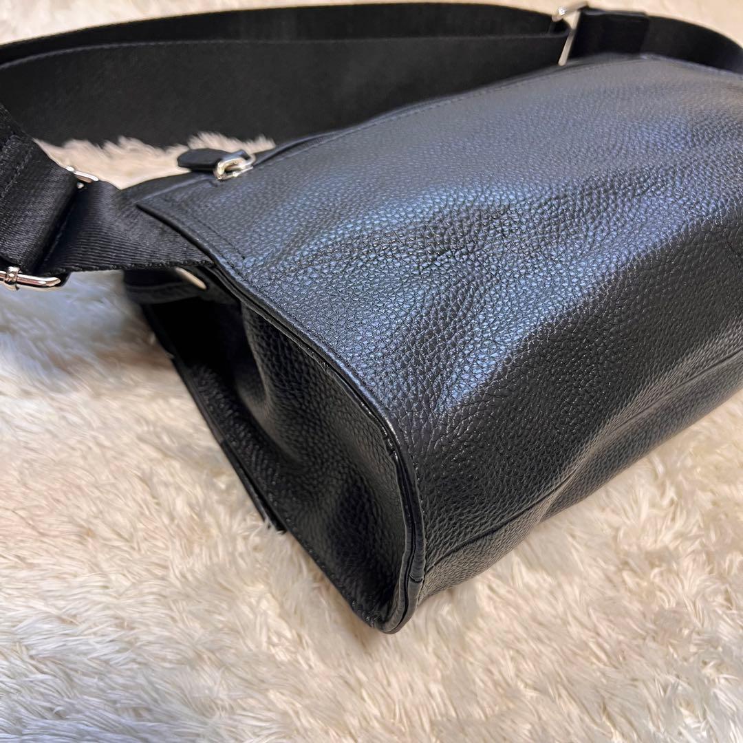 未使用美品✨イアパピヨネ ワイドテープショルダー ホワイトストーン ブラック