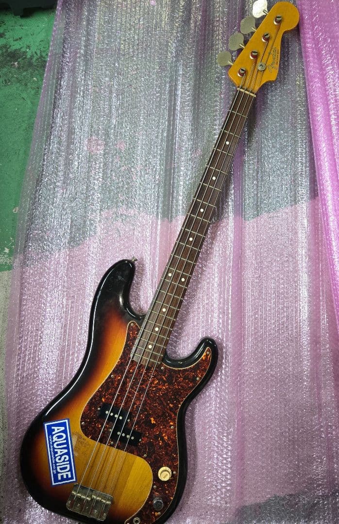 T249★ Fender　プレシジョンベース