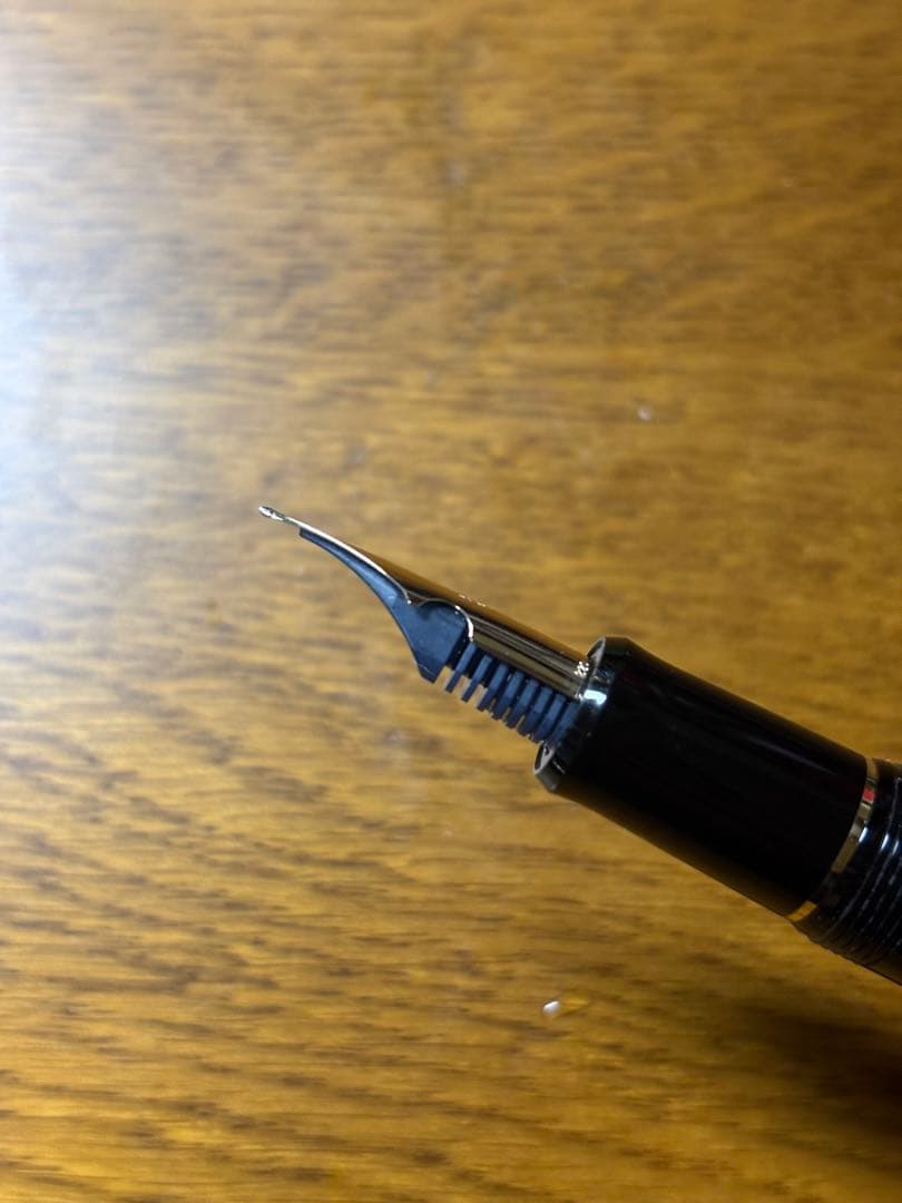 パイロットカスタム743FAフォルカン