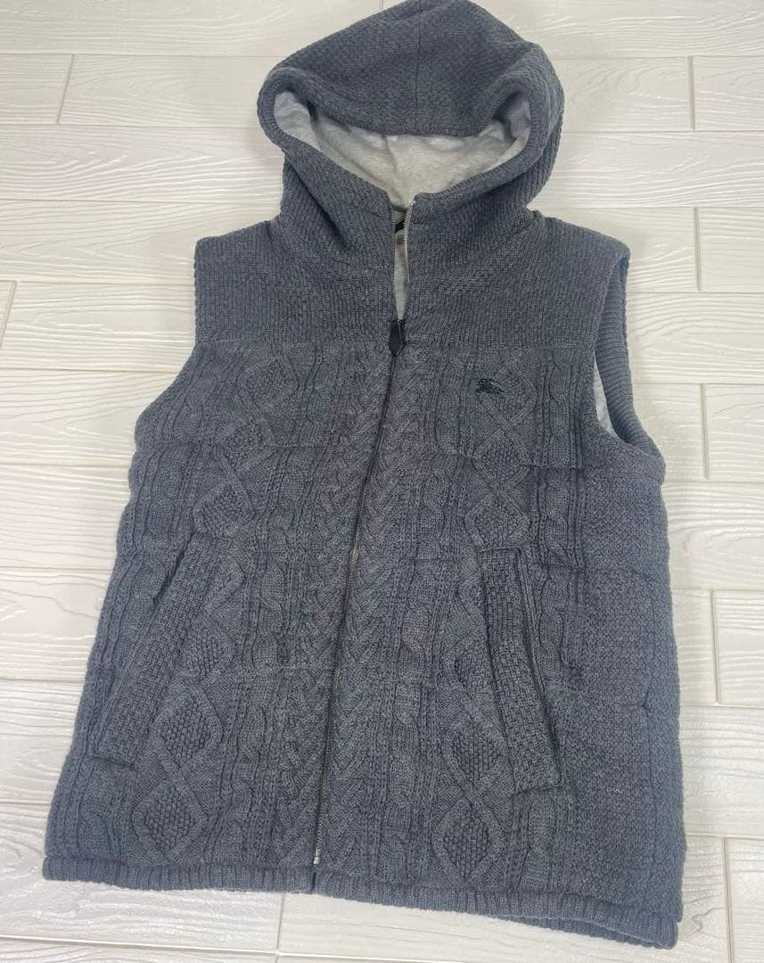 Burberry ブラックレーベル　中綿フーデッドニットベスト　パーカーベスト