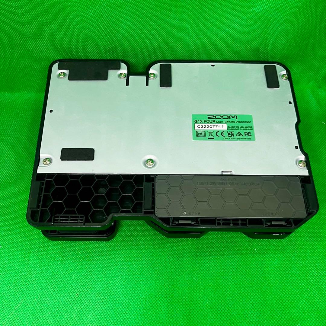 ZOOM G1X FOUR ギター マルチエフェクター