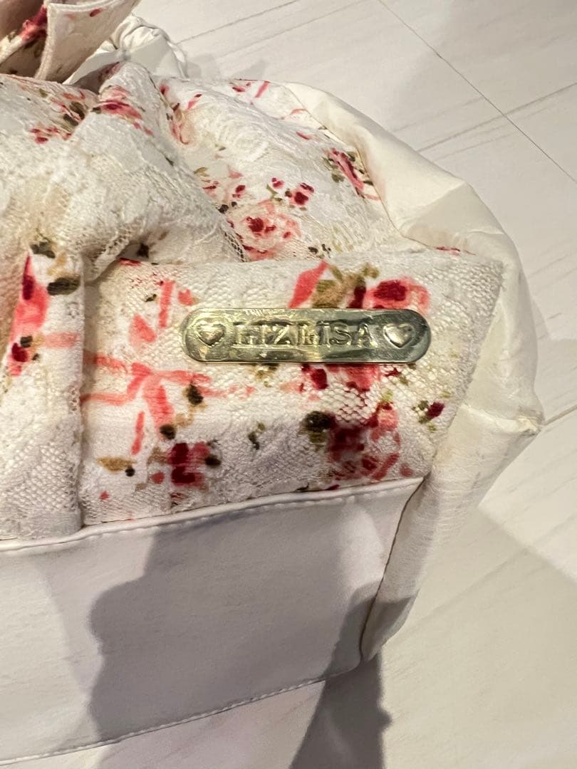 リズリサ　 花柄ハンドバッグ