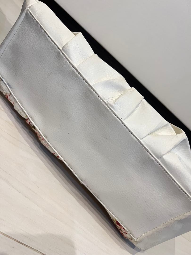 リズリサ　 花柄ハンドバッグ