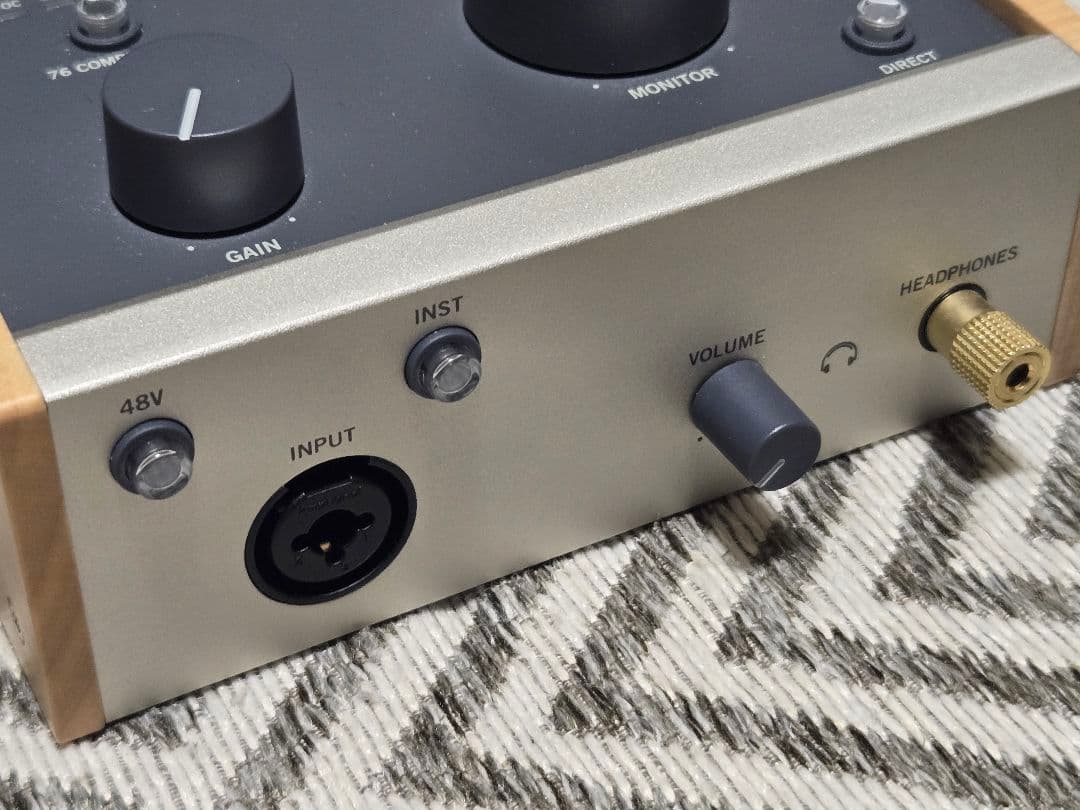 DTM・DAW UNIVERSAL AUDIO VOLT 176