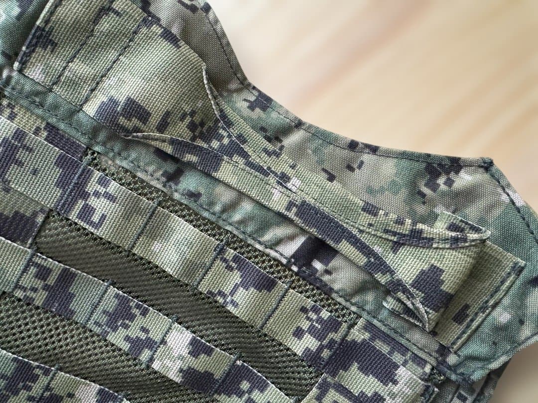 新品 未使用 EAGLE ライトウェイトHハーネス AOR2 SEAL