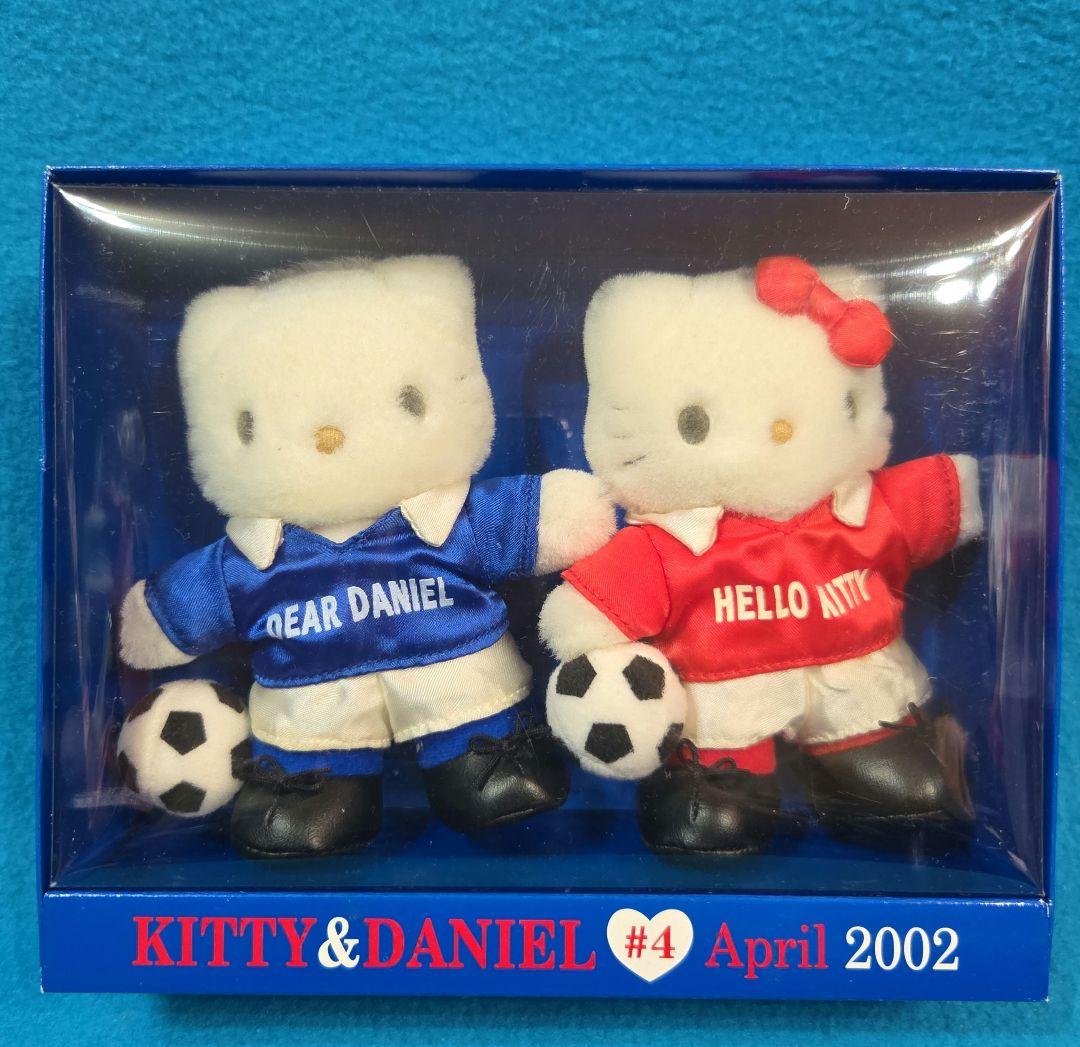 激レア☆vivitix限定☆キティ＆ダニエル☆マンスリーマスコット2002☆4月