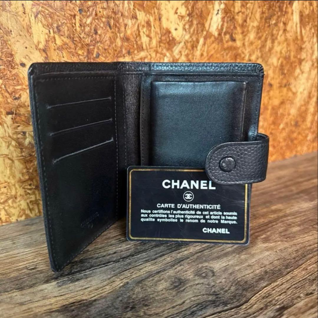 CHANEL 折りたたみ財布