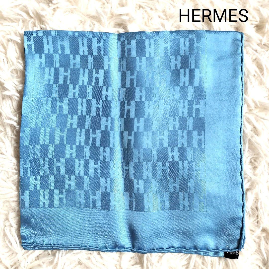 美品☆HERMESエルメス☆スカーフ/ポケットチーフ ブルー グランH プチカレ