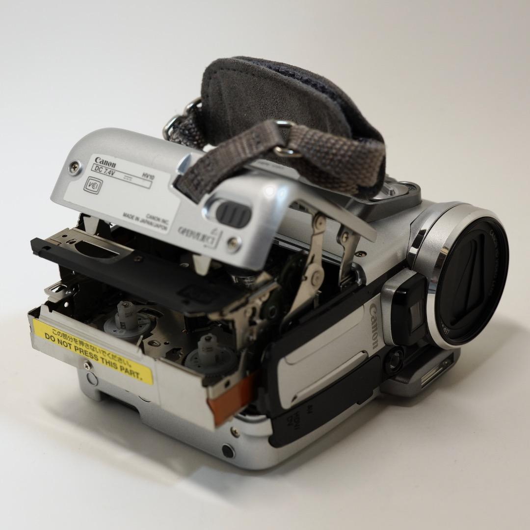 miniDVハイビジョンビデオカメラ iVIS HV10 + PC読込みケーブル