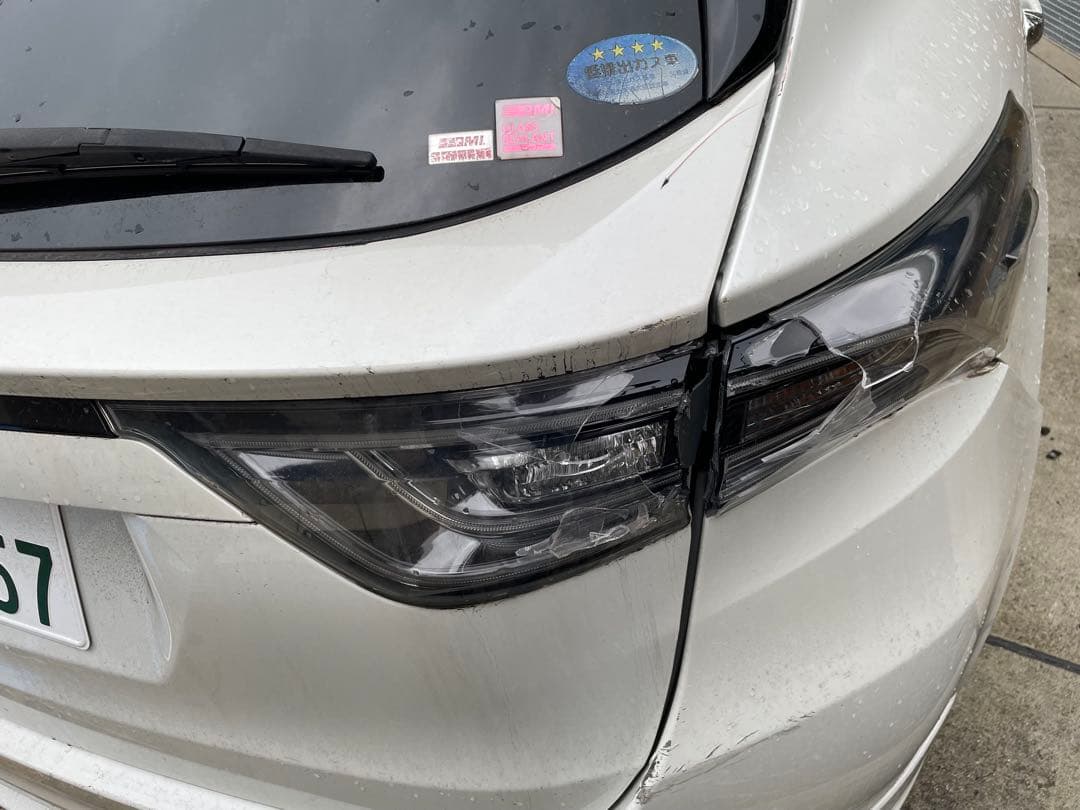 ハリアー60 テールランプ　テールレンズ　左側(助手席)