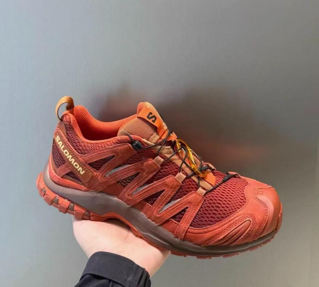 SALOMON XAPRO3D RED ASHES 馬年限定 ランニングシューズ