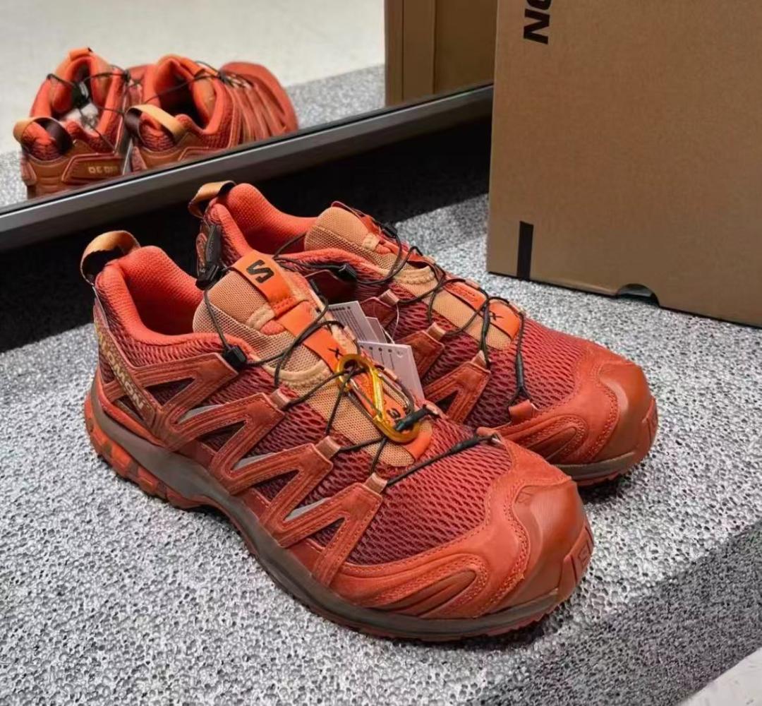 SALOMON XAPRO3D RED ASHES 馬年限定 ランニングシューズ