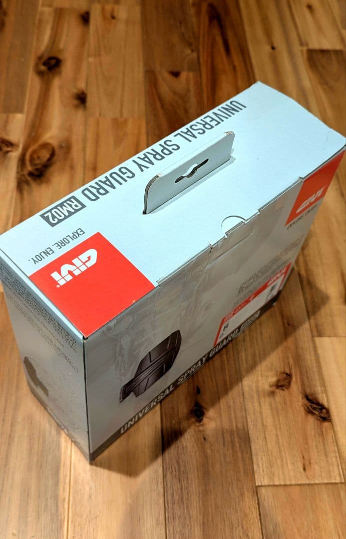 Givi ジビ ユニバーサル 汎用リアハガー ブラック RM02