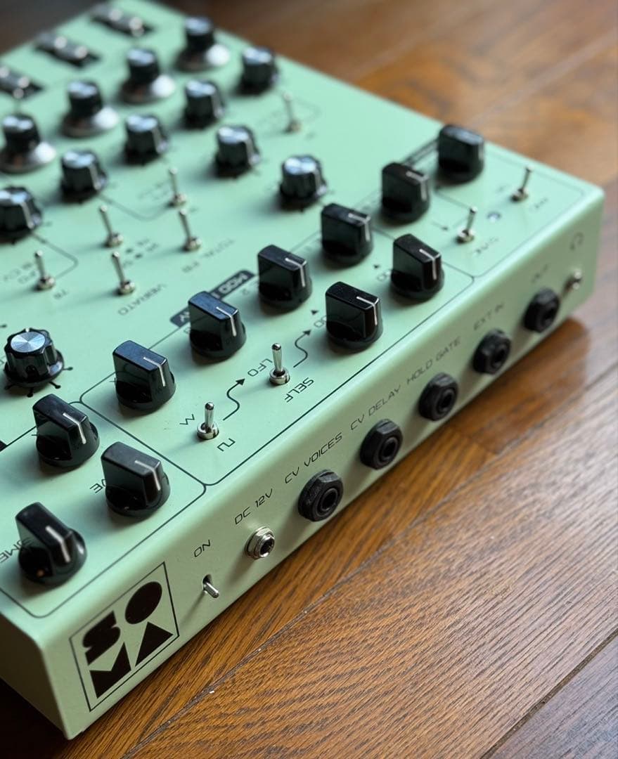 鍵盤楽器 SOMA / LYRA-8