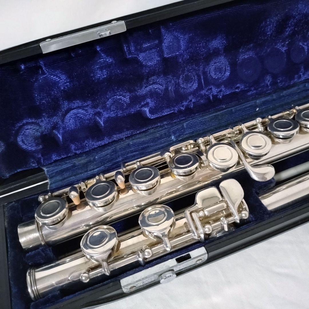 美品　Nikkan　YFL-31　フルート　頭部管銀製　Eメカ付き　YFL31